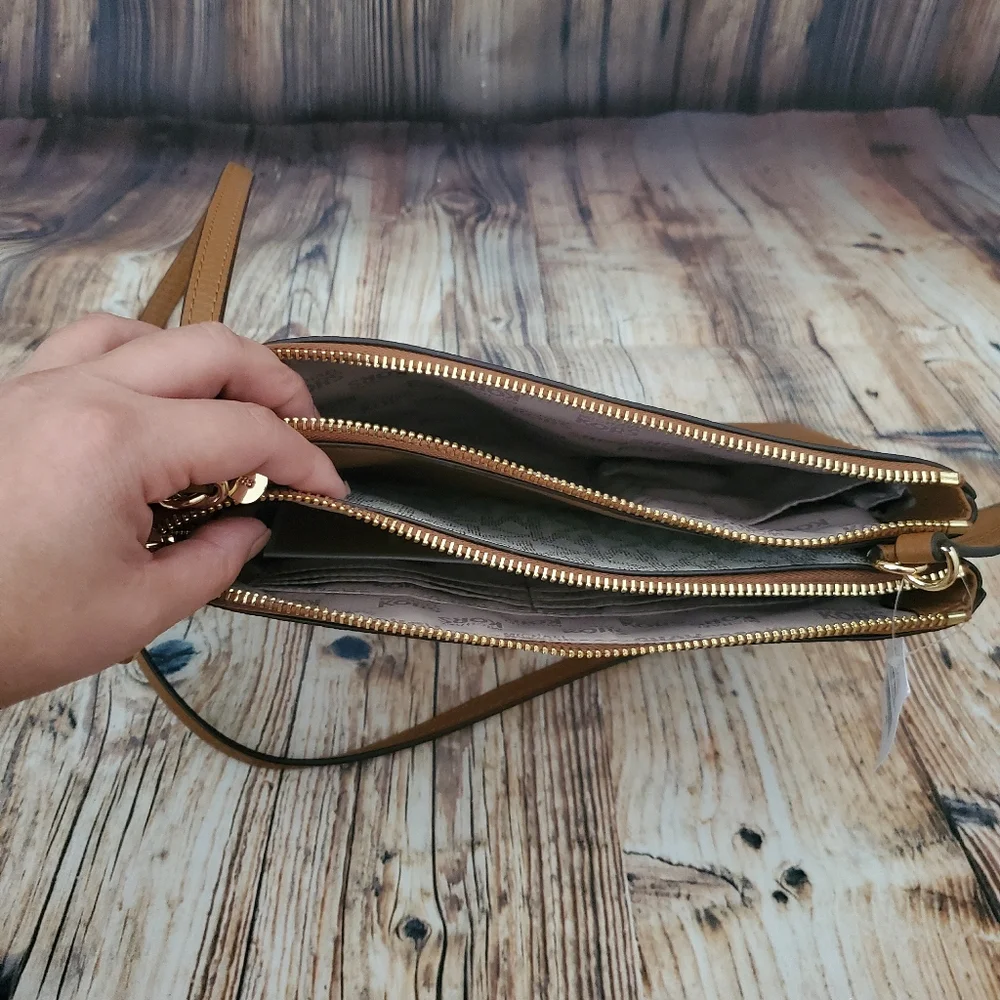 Michael Kors Jet Set Travel DBL Gusset Crossbody - Picture 9 of 14